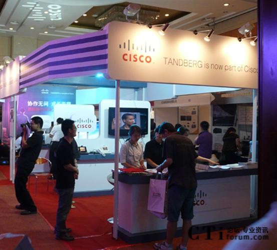 ˼��ϵ�y(t��ng)���Ї����W(w��ng)�j(lu��)���g(sh��)���޹�˾��TANDBERG��˾չ�_