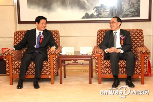 ���ʡί����ӛ��ʡ�L�w�����c�Ї�(li��n)ͨ������(j��ng)��������ͨ����